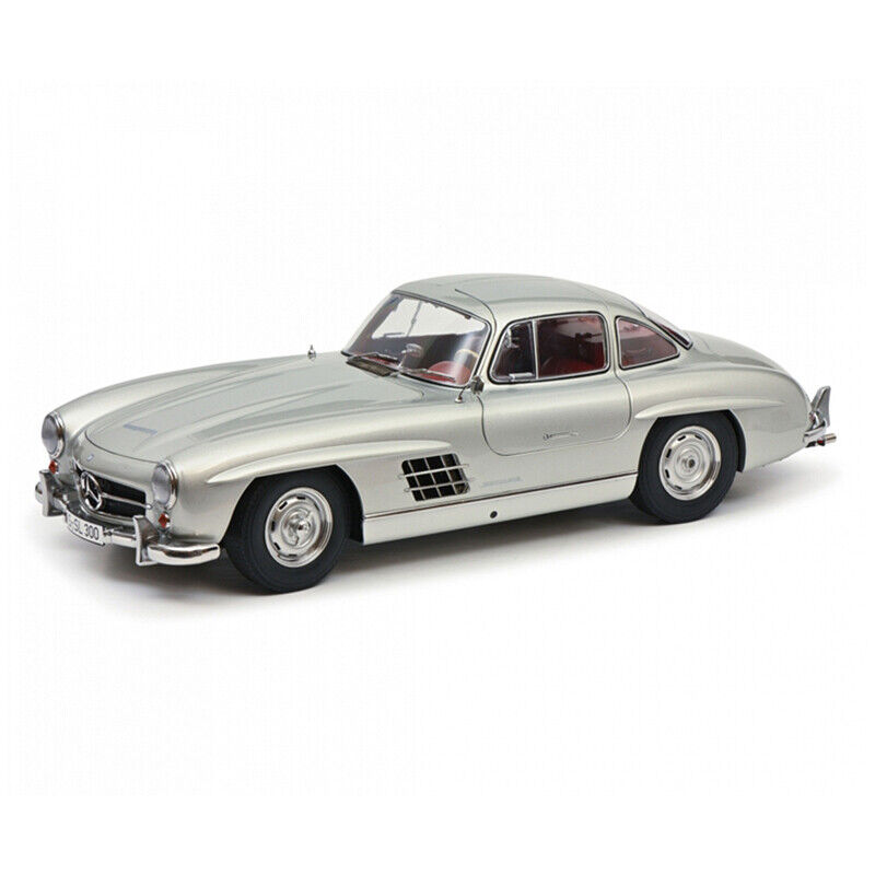 Schuco 1:12 Scale Mercedes-Benz 300SL W198 Silver Diecast Schuco 1:12 Scale Mercedes-Benz 300SL W198 Silver Diecast