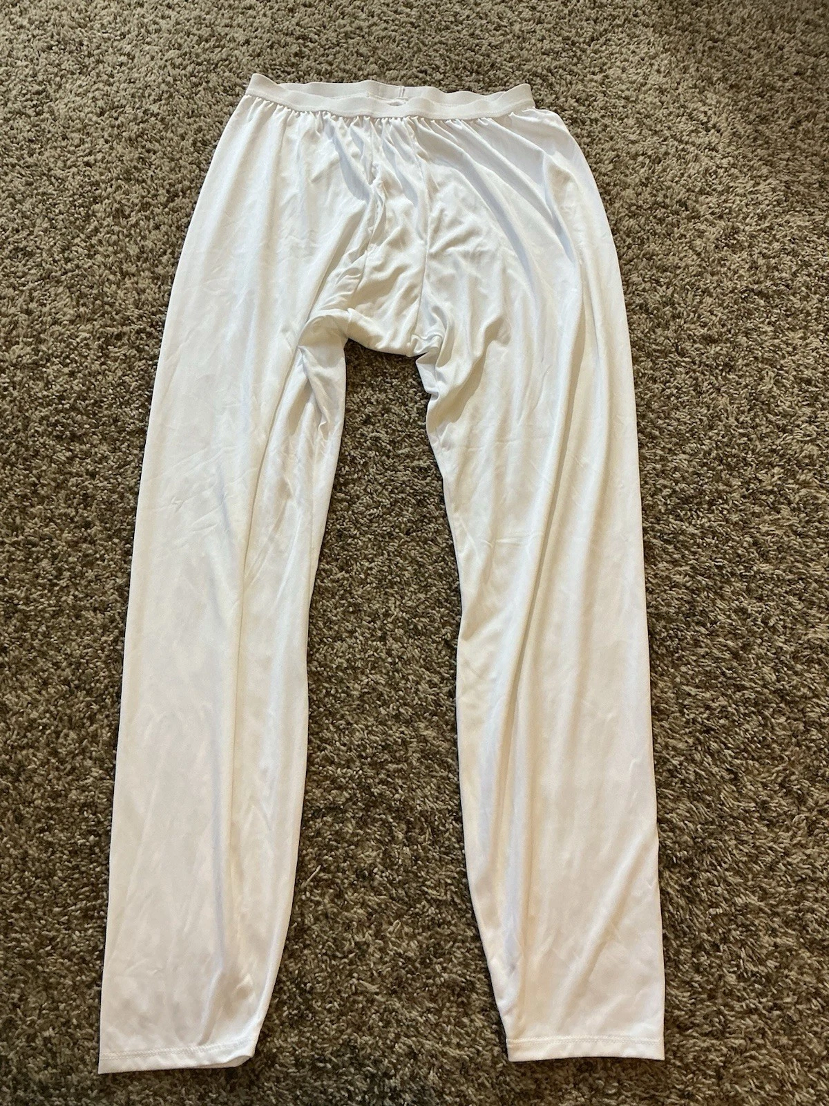 Mens Vintage Patagonia Capilene Long Underwear Base Layer Pants White XL EUC
Opens in a new window o