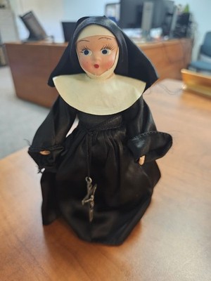 1940s La Madelon Composition Nun Doll Black Habit Holding Crucifix
