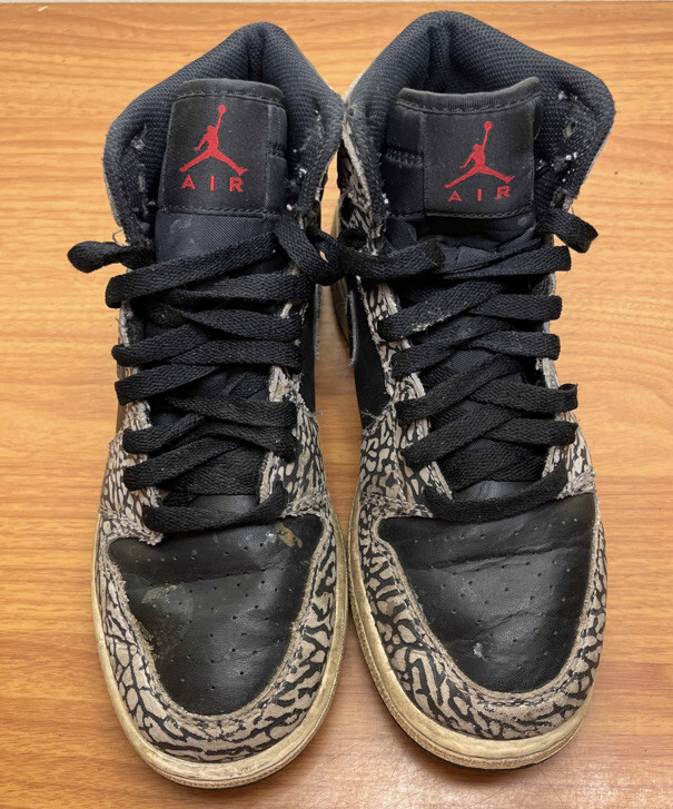 Nike Air Jordan 1 Retro High GS PRM Black Elephant Size 6y 6 Nike Air Jordan 1 Retro High GS PRM Black Elephant Size 6y 6