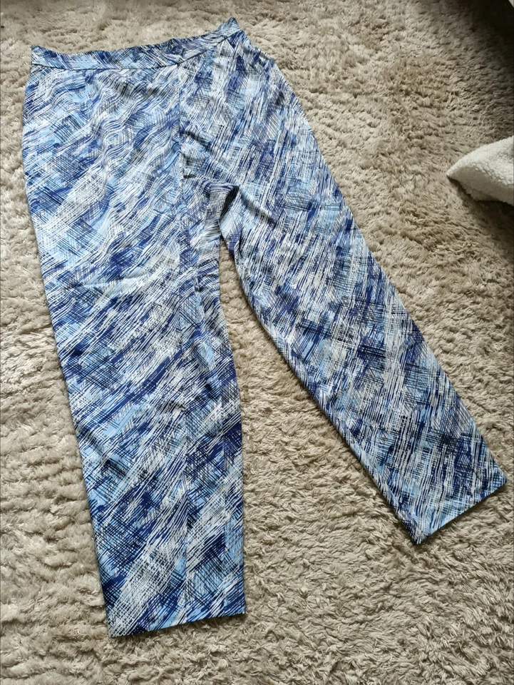 Country Road White Blue High Waisted Tapered Asymmetrical Corporate Pants 16 - image 2 of 4