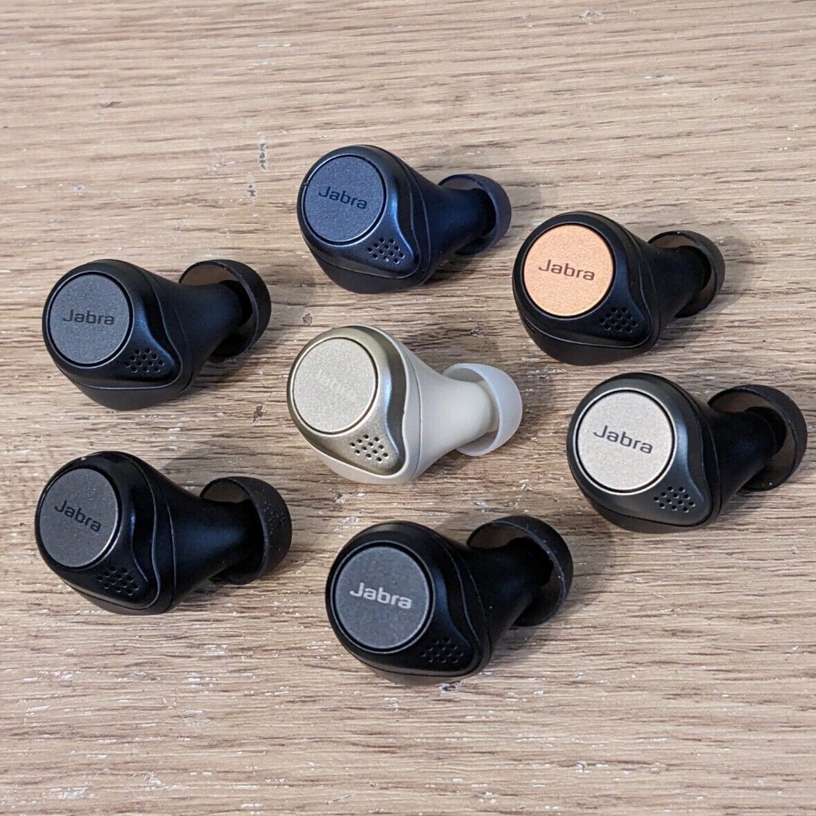 Vs Elite Pro Difference Between 75t And 75t Active Jabra Elite Pro