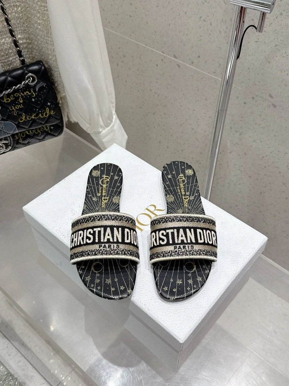CHRISTIAN DIOR DWAY SLIDES SANDALES CHAUSSURES 37