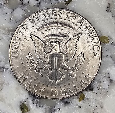 1972 D Kennedy Half Dollar FS-901 No FG Initials Nice Condition