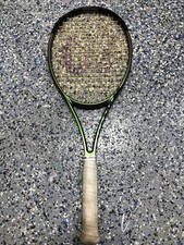 Wilson Blade 98 v8 4 1/2 racket 0496