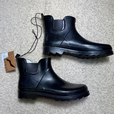 Norty Chelsea Ankle Rain Boot Black Gloss size 10 NWT *runs 1/2 size large*