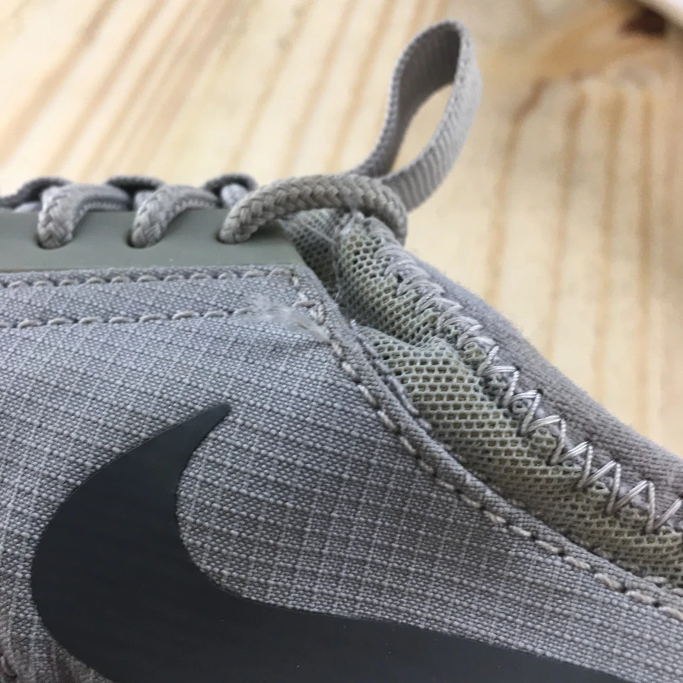 耐克鞋女式 7 Juvenate 运动鞋灰色系带运动低帮 724979-005 — 第 4/4 张图片