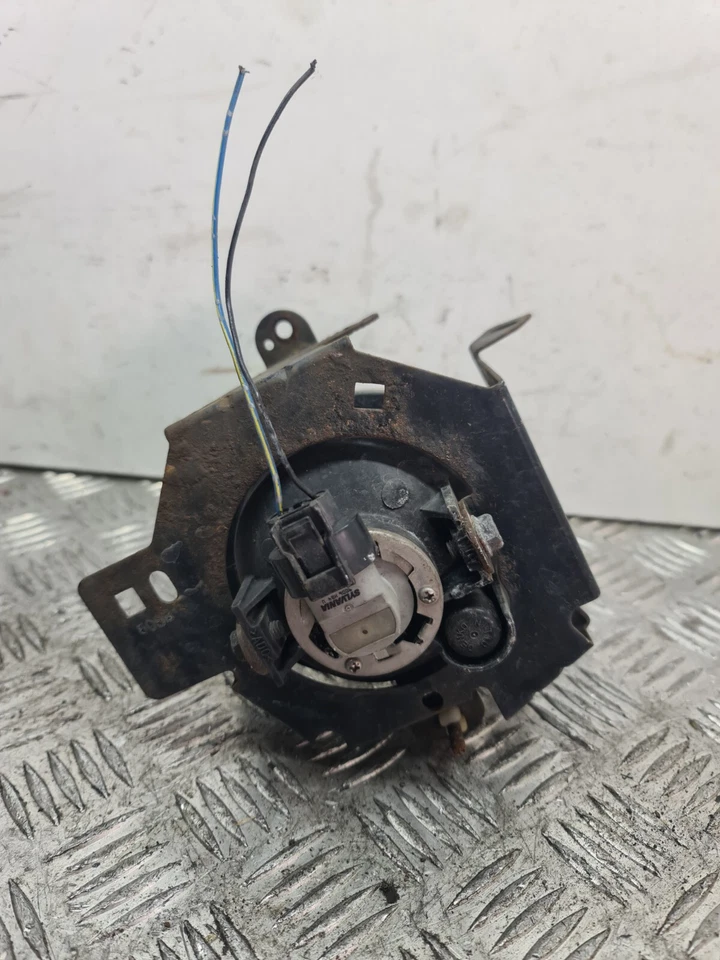 Mitsubishi Grandis 2006 lado del conductor luz antiniebla OSF derecha Foto 3 de 4