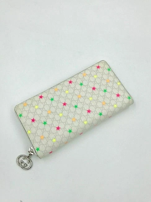 Gucci White Micro GG Supreme Star Zip Around Long Wallet Very Good Conditition