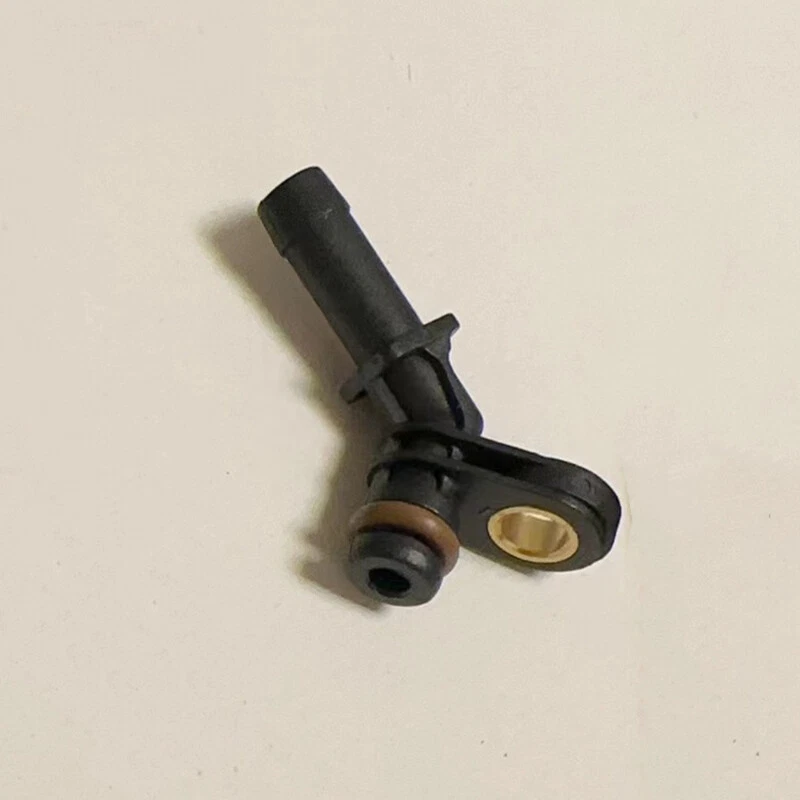 0099974272 Coolant Hose Connector For Mercedes-Benz G63 AMG