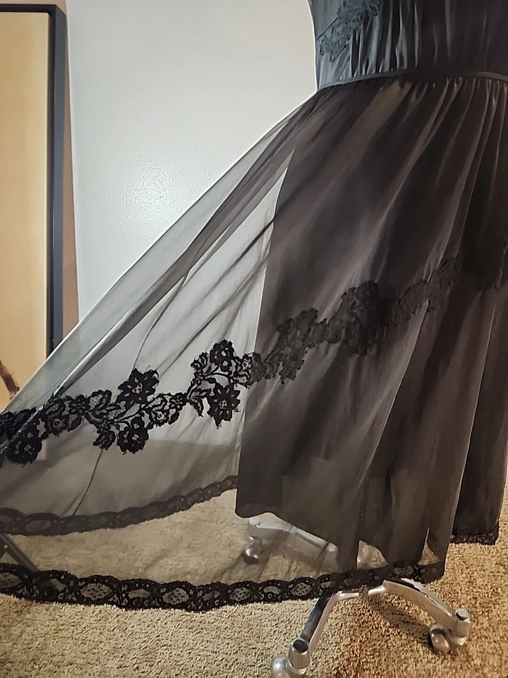 Sexy conjunto de vestido y bata de nailon negro de 4 capas de gasa Shadowline de colección años 60 raro Foto 4 de 4
