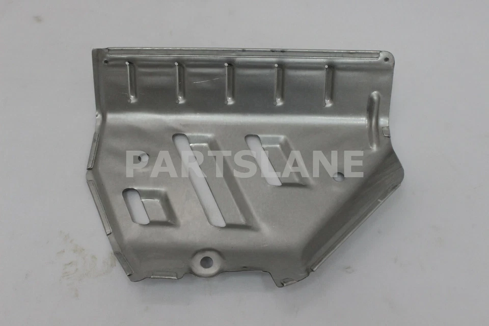 Оригинальный теплоизолятор выпускного коллектора для Lexus LX450 1996-97 Land Cruiser 17168-66020 - Изображение 2 из 2