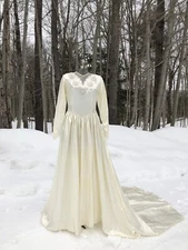 Vintage 1940’s Art Deco Beads & Pearls Liquid Satin Wedding Gown Dress 36-30-74