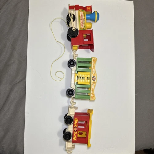 Vintage Fisher Price Circus Train #991 Engine & 2 Cars Red & Green