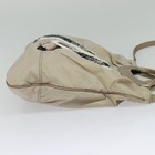 Foto 4 di 22