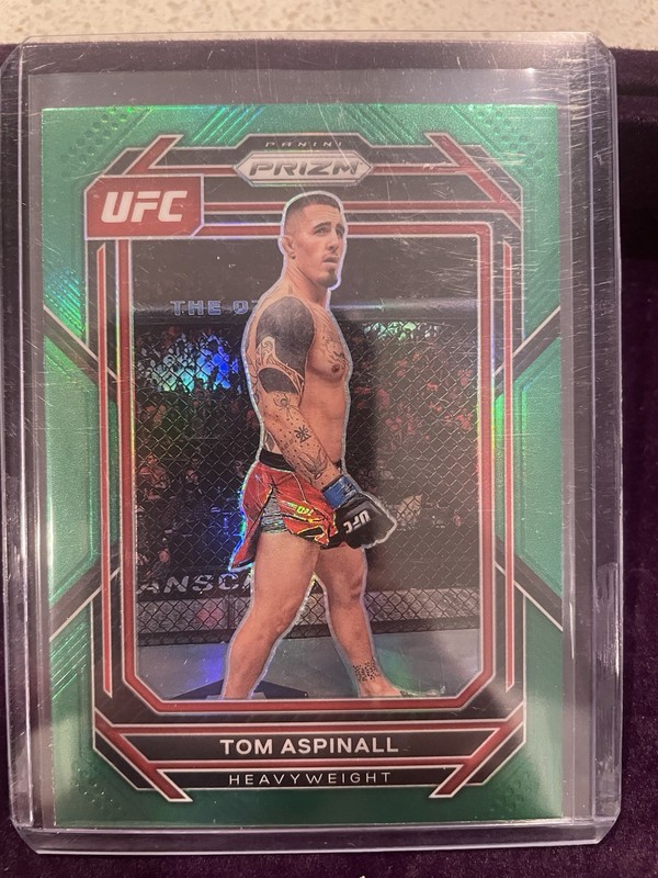 2023 Panini Prizm UFC Tom Aspinall #138 Green Prizm Heavyweight