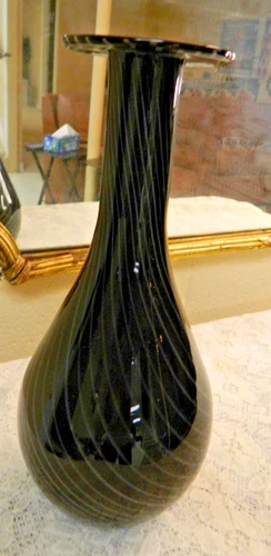 Vintage Murano Style MCM Black & White Swirl Art Glass 11.5" Vase - Nice!