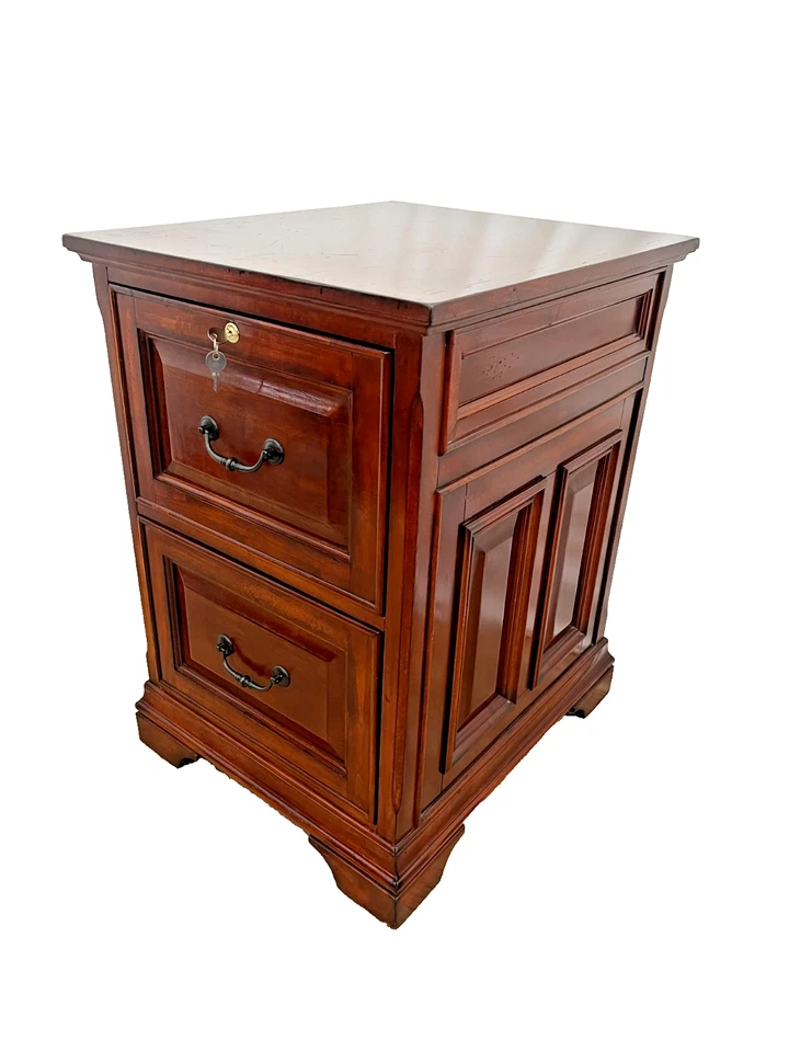 Precioso archivador vintage con un cajón de bloqueo laterales con paneles legal de Whalen Foto 3 de 4