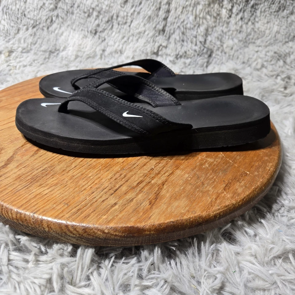 Sandalias Chanclas Retro Y2K Nike Floral Celso Niña Mujer Talla 9 Negras Tanga Foto 2 de 4