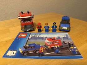 LEGO CITY: Garage (7642)  100% Complete w/Instructions | No Box