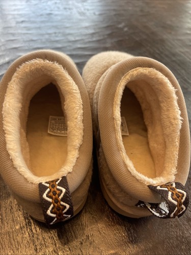 NEW KIDS AMPHORA UGG ASTRO ULTRA SLIPPERS BOOTIES BOOTS 1157670K sz 13 - Picture 5 of 5