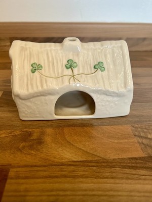 Vintage BELLEEK Irland Dan Murphy's Cottage Teelicht Windlichthalter # 2291