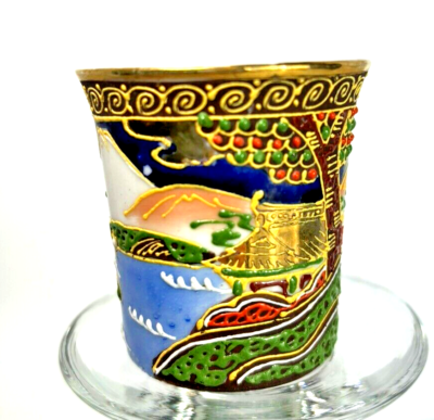 kutani china Lithophaneカップ ソーサー 1客 芸者 顔 Hand Painted Lithophane Geisha Sake Cup Japan, Landscape 1.5” gold