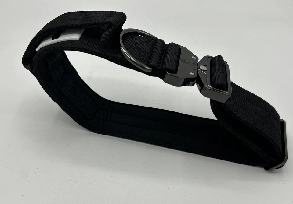 Collar táctico para perro De La Dogo E-Covered Defense. Negro para perros grandes mediano Foto 2 de 4