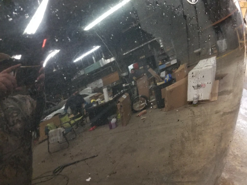 **NO SHIPPING** 2008 BMW 528i E60 HOOD, BLACK (COLOR CODE: 668) — 第 2/2 张图片