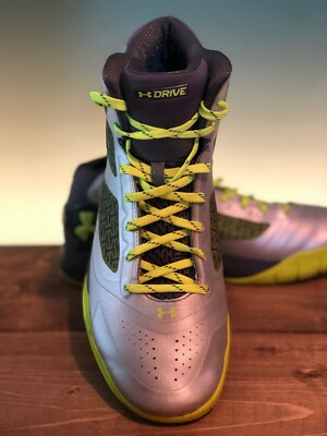 Under Armour Men BasketBall Shoes Clutchfit Drive 2D Metallic