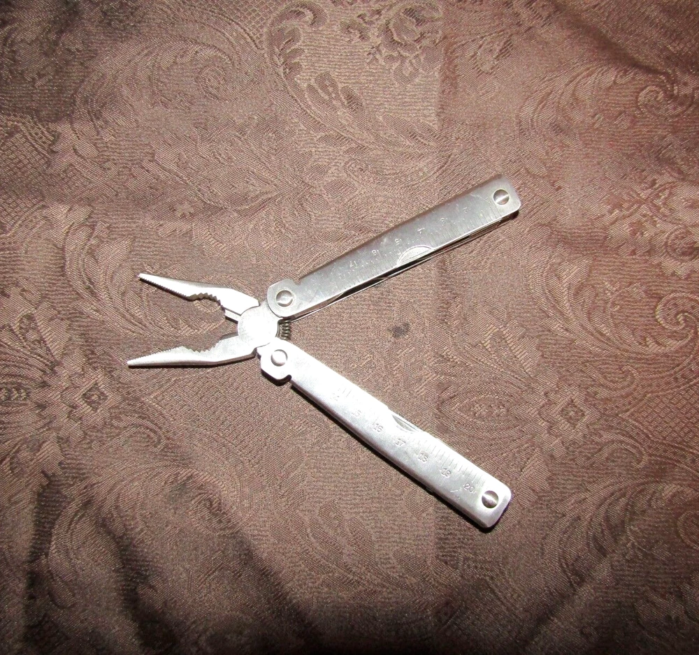 Multi-Tool Pliers Knife Screwdriver