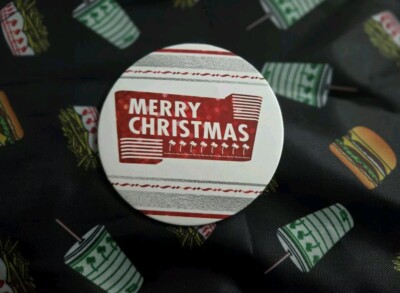 2021 In N Out Burger Employee Associate Merry Christmas Button (No Delay) INO