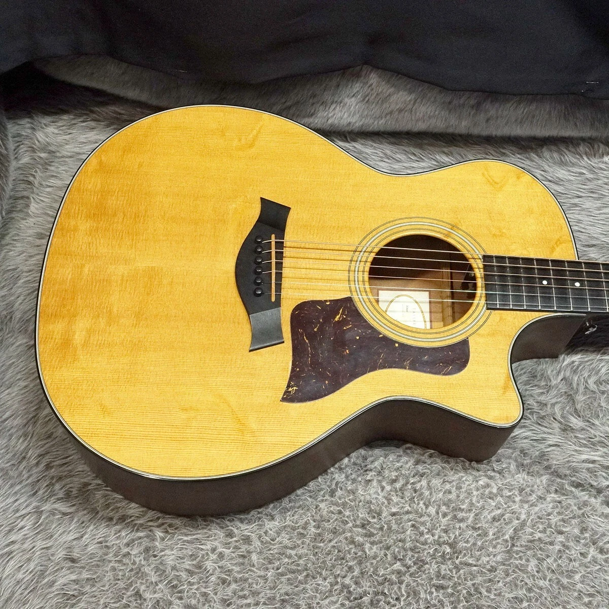 Taylor テイラー 314ce ES1 314ce Sapele Acoustic-Electric Guitar | Taylor Guitars