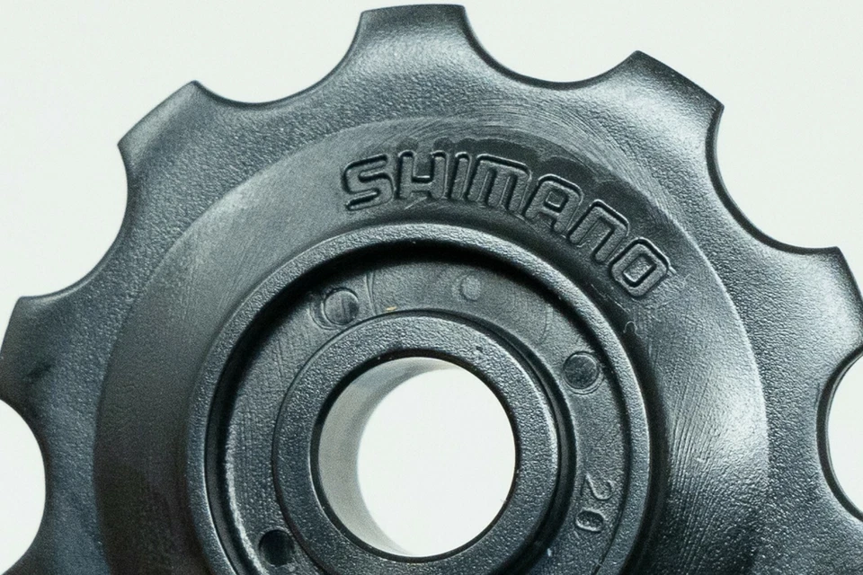 NOS SHIMANO 5639810 REAR MECH DERAILLEUR JOCKEYS PULLEYS VINTAGE OLD 7s 8s SPEED - Image 2 of 4