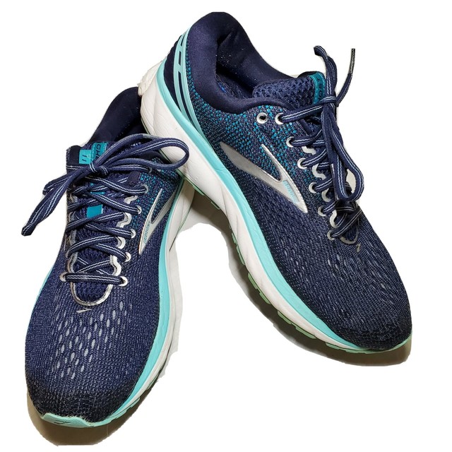 asics gel runners womens
