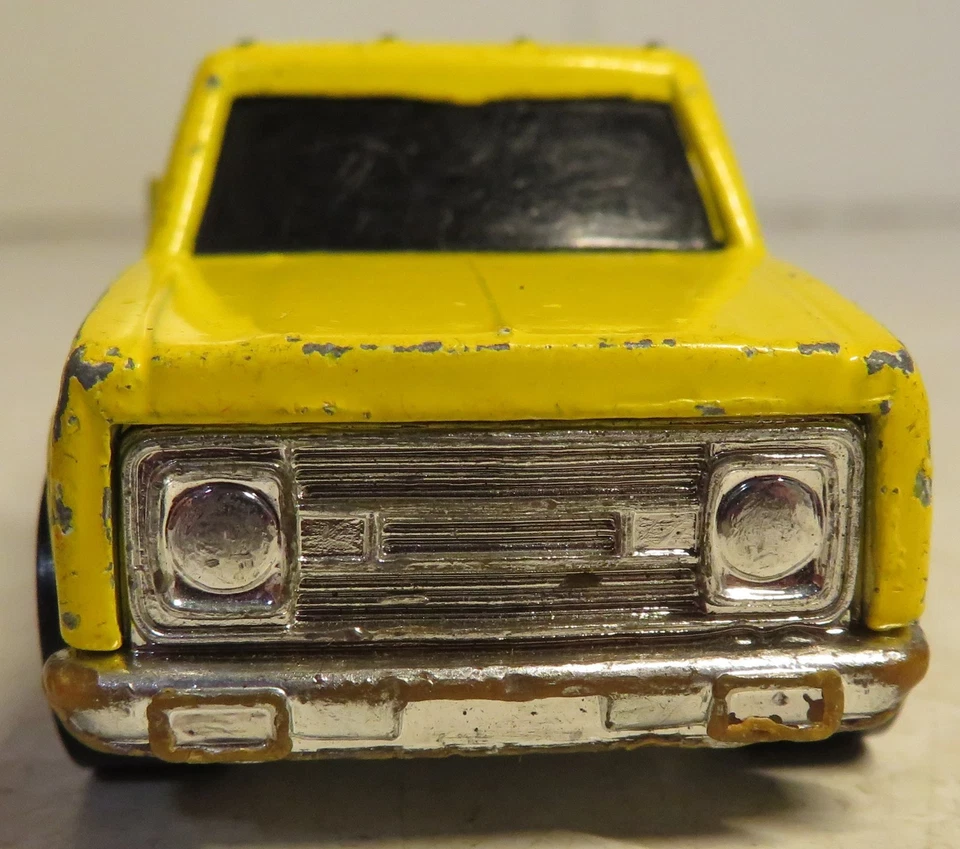Vintage 1974 Hot Wheels Ramblin' Wrecker AAA 24hr Towing Yellow Diecast No. 7659 - Image 4 of 4