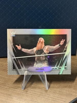 2026 Topps Chrome WWE #145 Erick Rowan Refractor