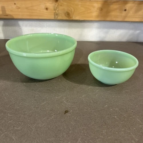 (2) Vintage Fire King Oven Ware  7" 4.75” Jadeite   Mixing Bowl Lot
