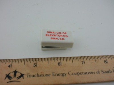 Vintage Advertising Small Stapler Sinai South Dakota CO-OP Elevator Lot 25-30-F