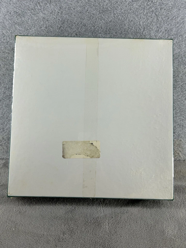 Springbok CHRISTMAS KITTENS Jigsaw Puzzle 1000 Pieces 24x30” Hallmark SEALED - Image 3 of 4