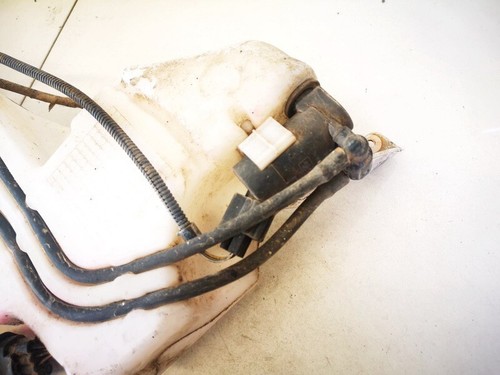 Ford Focus 2006 Windshield Windscreen Washer Pump 1s7117k624fe, Ge #1401087-66