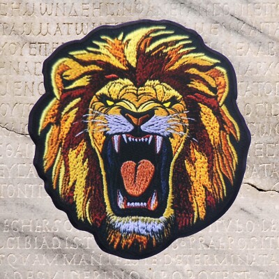 AFRICAN LION iron-on PATCH embroidered ROARING WILD ANIMAL SOUVENIR APPLIQUE new
