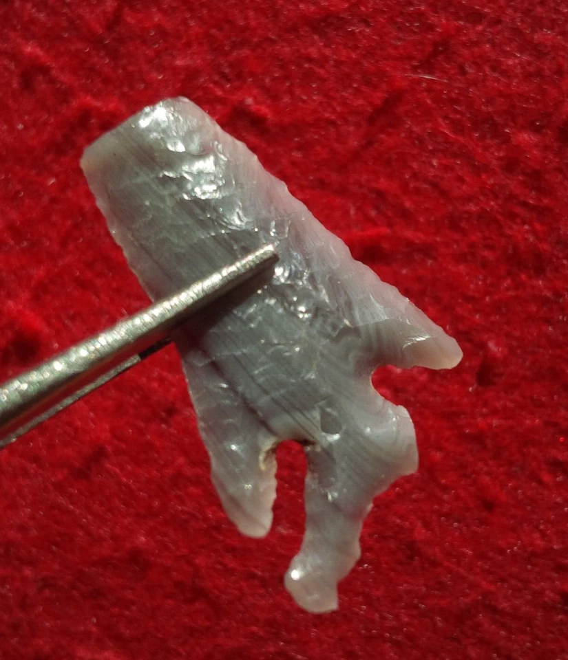 VERY RARE 1-1/2" WINTU MODOC CO. CALIFORNIA ARROWHEAD Indian Artifacts ARROWHEAD - Image 3 of 4