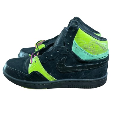 Nike Le Terme Swoosh Black and Green Sneakers 313385-003 Men's SIZE 8.5