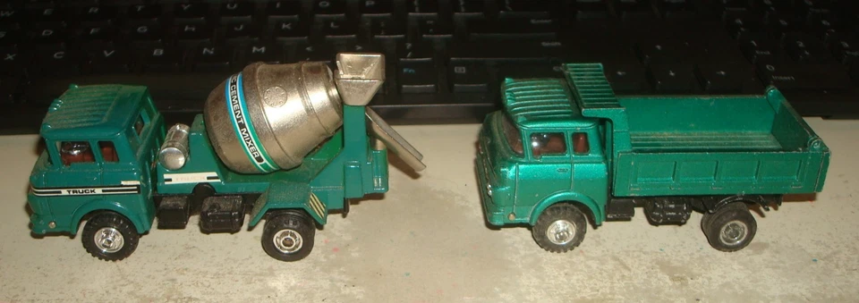 SHINSEI MINI. CEMENT & DUMP TRUCK. LOT OF 2. 1:60 Scale Diecast ? - Image 4 of 4