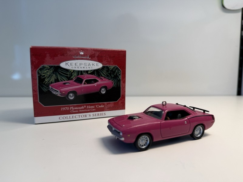 Hallmark Keepsake 1970 Plymouth Hemi 'Cuda Pink Ornament 1998