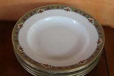 6 assiettes a soupe en porcelaine de LIMOGES PASTAUD P.D (1)