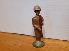 NICE MANOIL 45/10 LEAD DIME STORE G.I. SOLDIER STANDING AT ATTENTION
