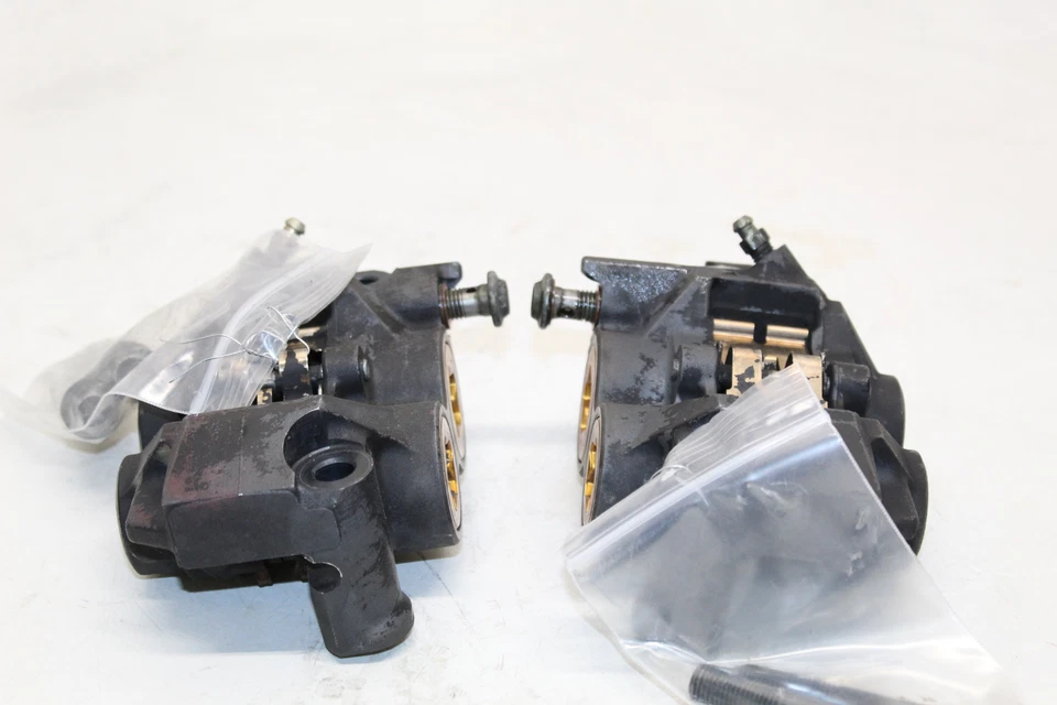 2005 Yamaha Yzf R1 Right Left Front Brake Caliper Set Pair Calipers - Image 2 of 4