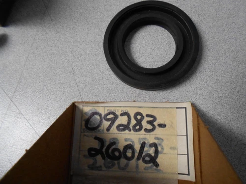 OIL SEAL, RH *{C}*